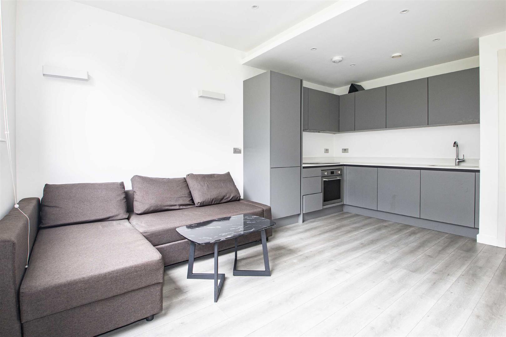 2 Foxhunter Drive, Linford Wood, Milton Keynes